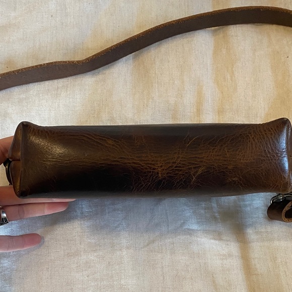 Flash sale! RANGE Atna Leather Sling - Crossbody Bag - Picture 10 of 11